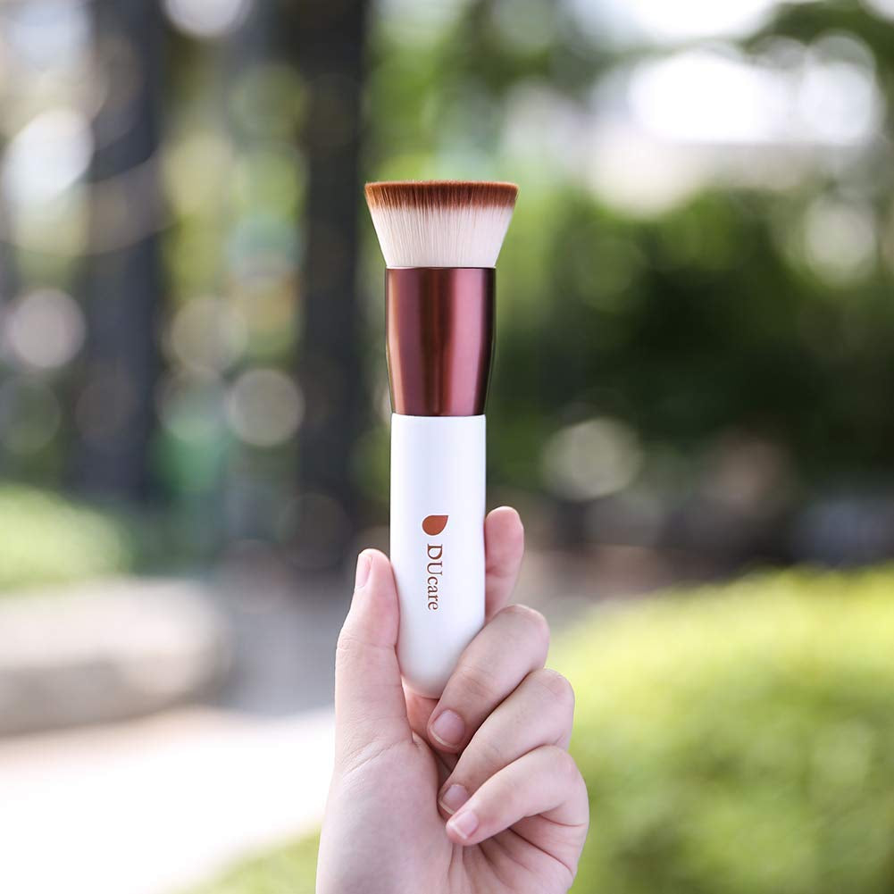 Foundation Brush, Flat Top Kabuki Brush Synthetic Professional Makeup Brushes Liquid Blending Mineral Powder Buffing Stippling Makeup Tools